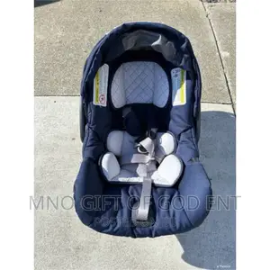 Chicco Keyfit 30 Infant Car Seat and Base
