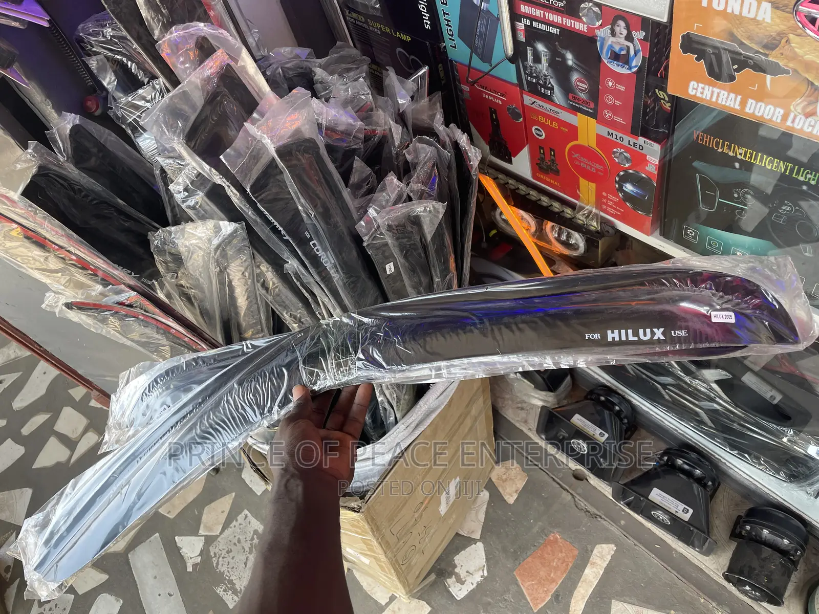 Toyota Hilux 2005 Door Shades