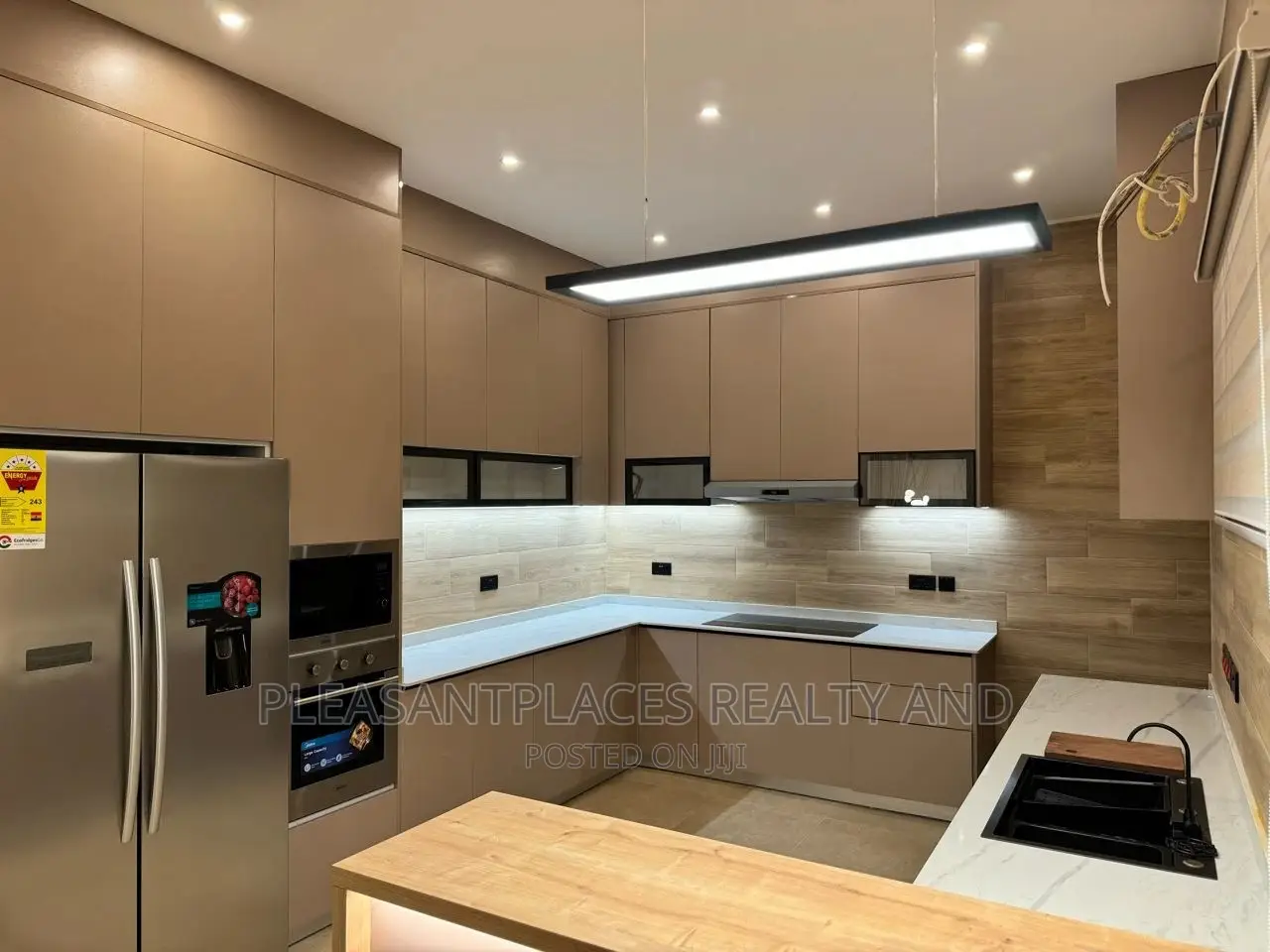 Furnished 3bdrm House in Pleasantplaces, Accra Metropolitan for sale