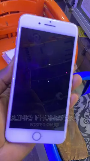 Apple iPhone 8 Plus 64 GB White