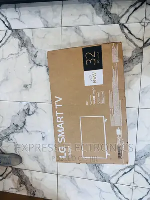 SLEEK Slim FHD Smart 32”Lq630