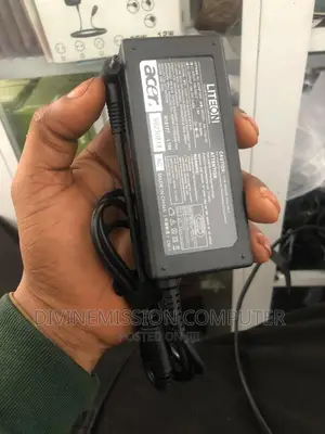 Acer Laptop Charger 19v==3.42a