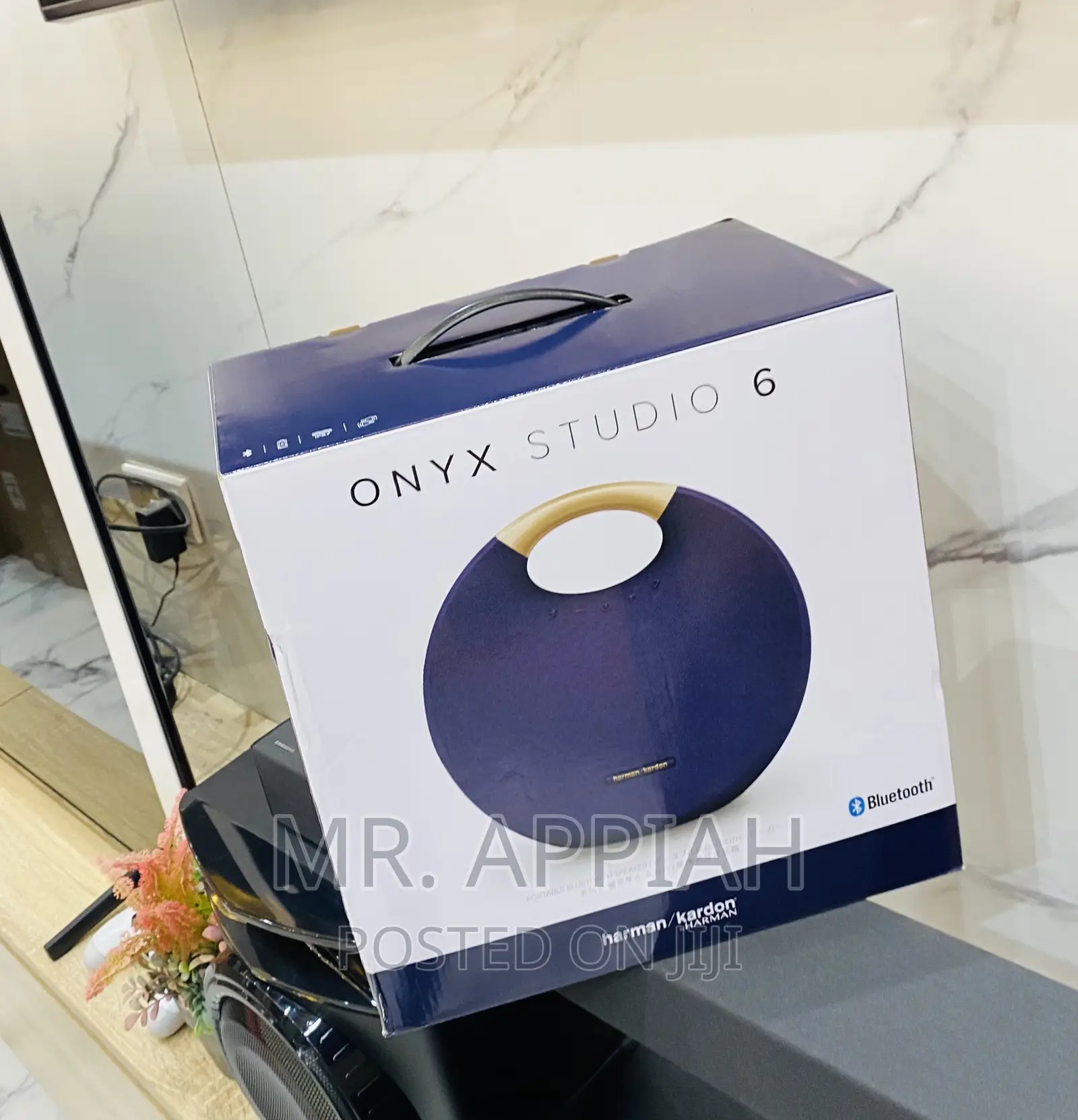 Quality Onyx Studio 6 Portable Bluetooth Speaker(Blueblack)