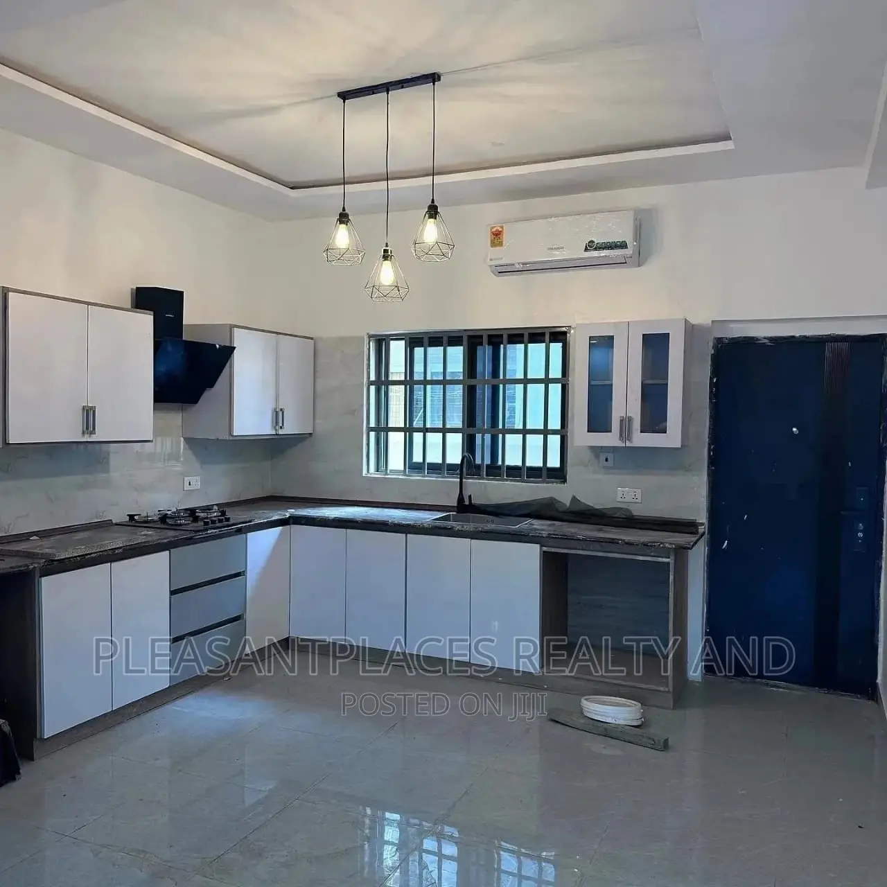 2bdrm House in Pleasantplaces, Accra Metropolitan for sale