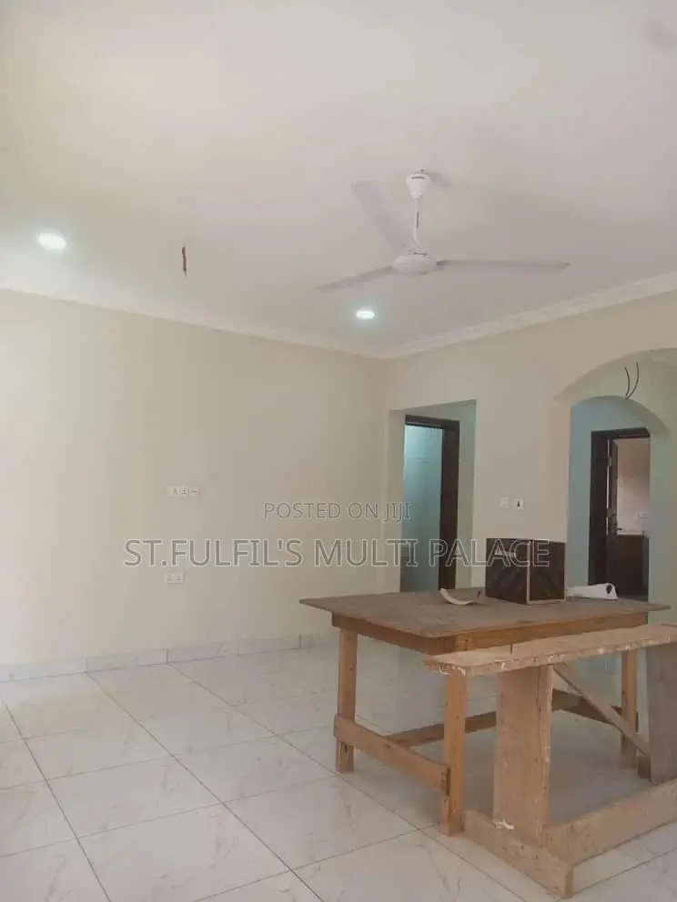 4bdrm House in Pantang Road, Adenta for rent