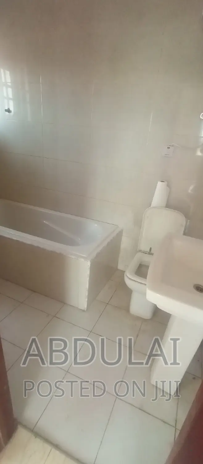 2bdrm Apartment in 2 Bedroom Apartment for rent