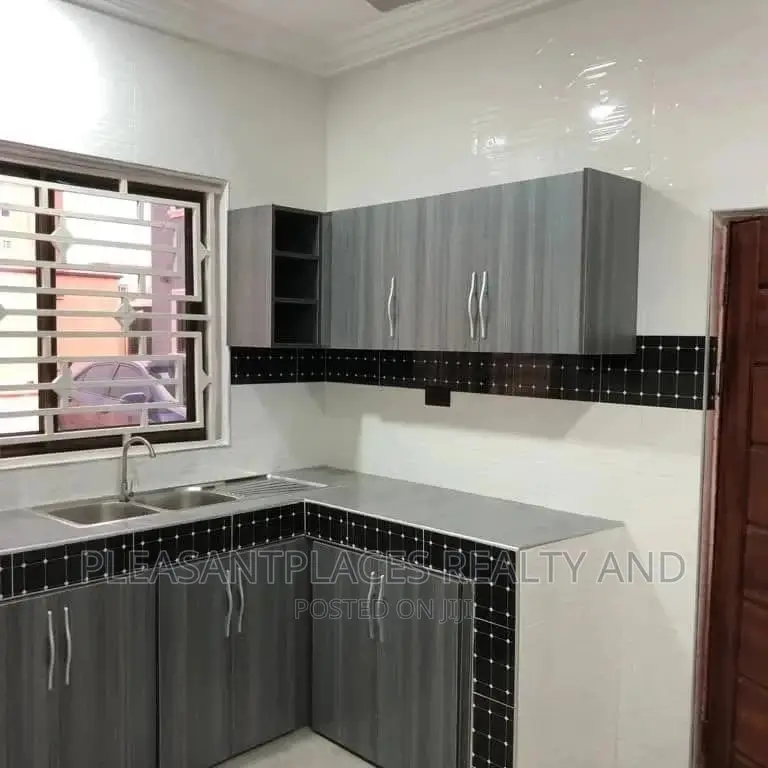2bdrm Apartment in Pleasantplaces, Haatso for rent