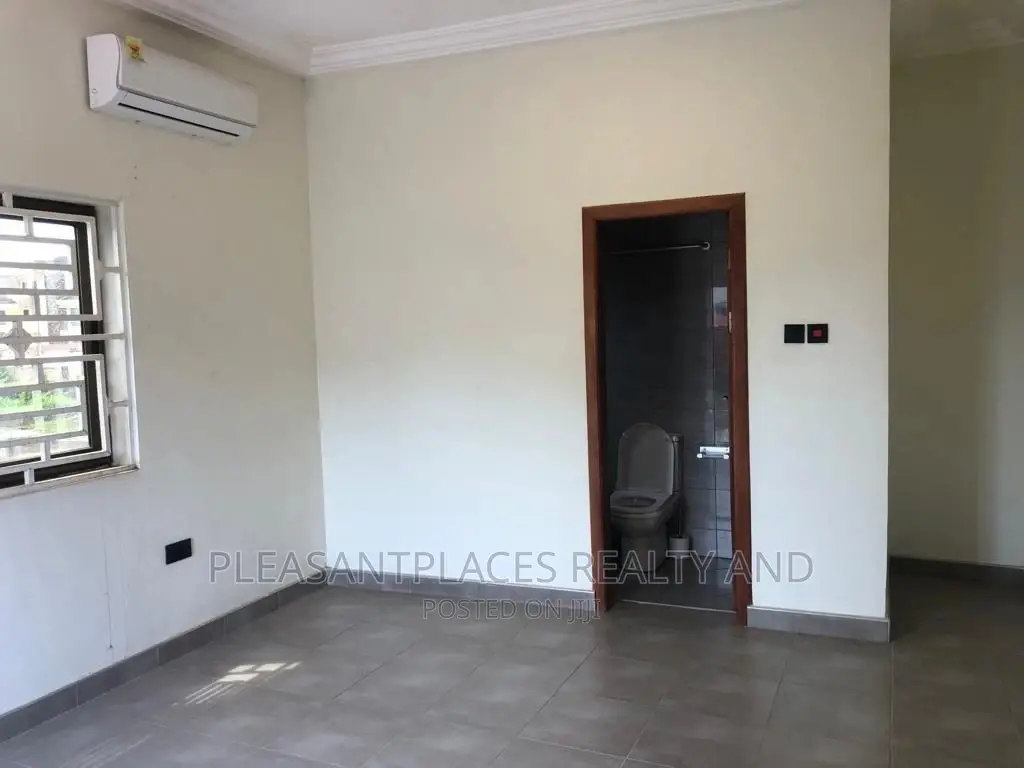 2bdrm Apartment in Pleasantplaces, Haatso for rent