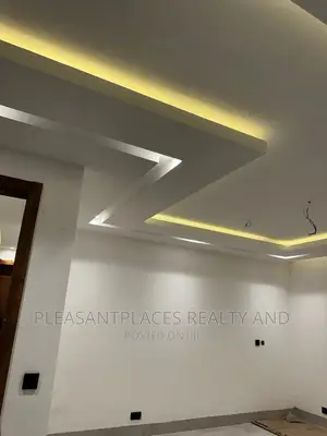 4bdrm Duplex in Pleasantplaces, Spintex for sale