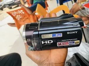 Long Lasting HDR-XR550E 240GB HD Handycampal Camcorder,Black