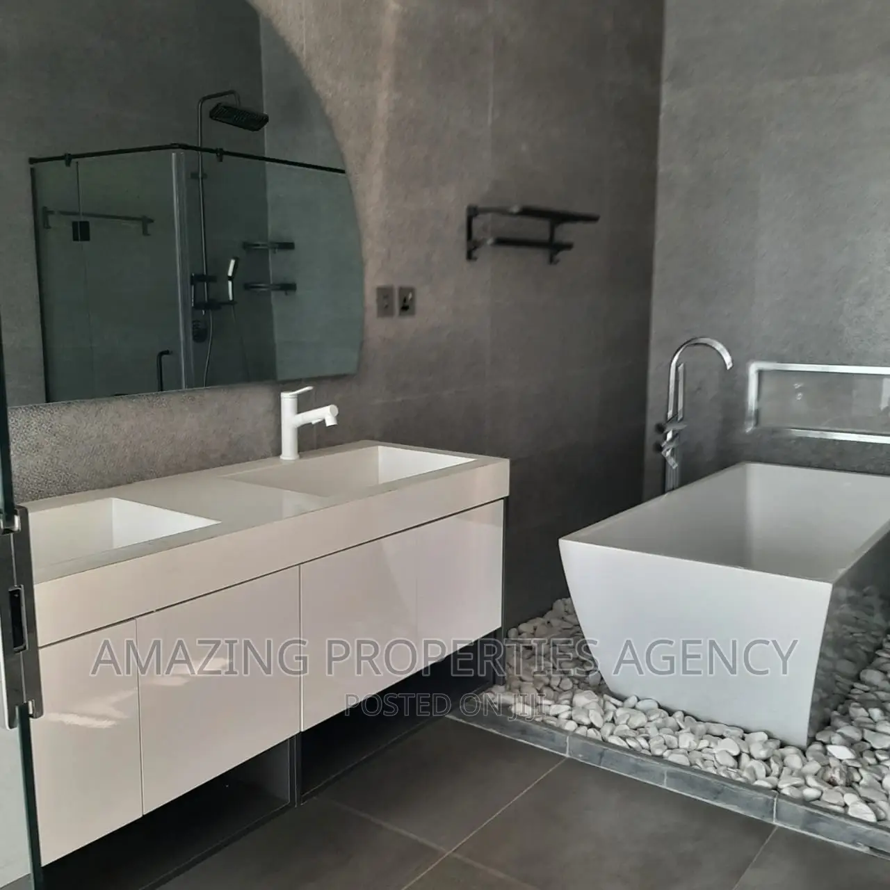 4bdrm House in American House for sale
