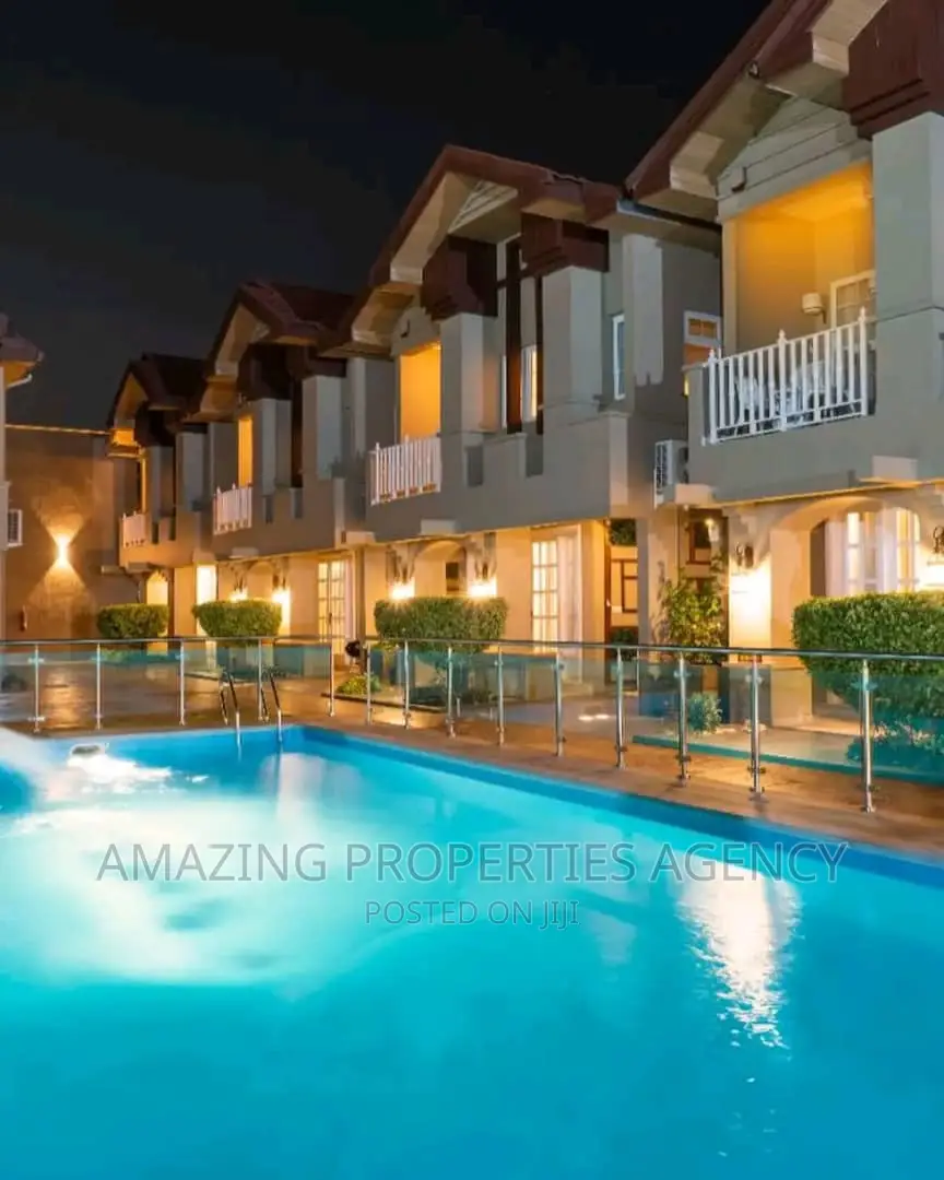 3bdrm Townhouse / Terrace in Airport Residential Area for rent