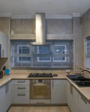 3bdrm Townhouse / Terrace in Airport Residential Area for rent