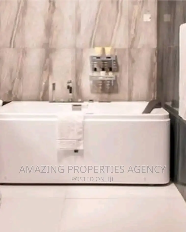 3bdrm Townhouse / Terrace in Airport Residential Area for rent