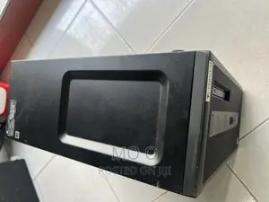Desktop Computer HP EliteDesk 800 G3 8GB Intel Core I7 SSD 256GB