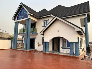 Furnished 5bdrm House in Top Boat Estate, Kumasi Metropolitan for sale