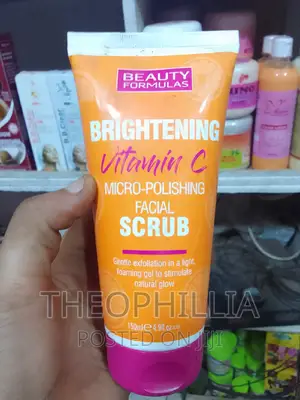 Beauty Formulas Vitamin C Brightening Facial Scrub