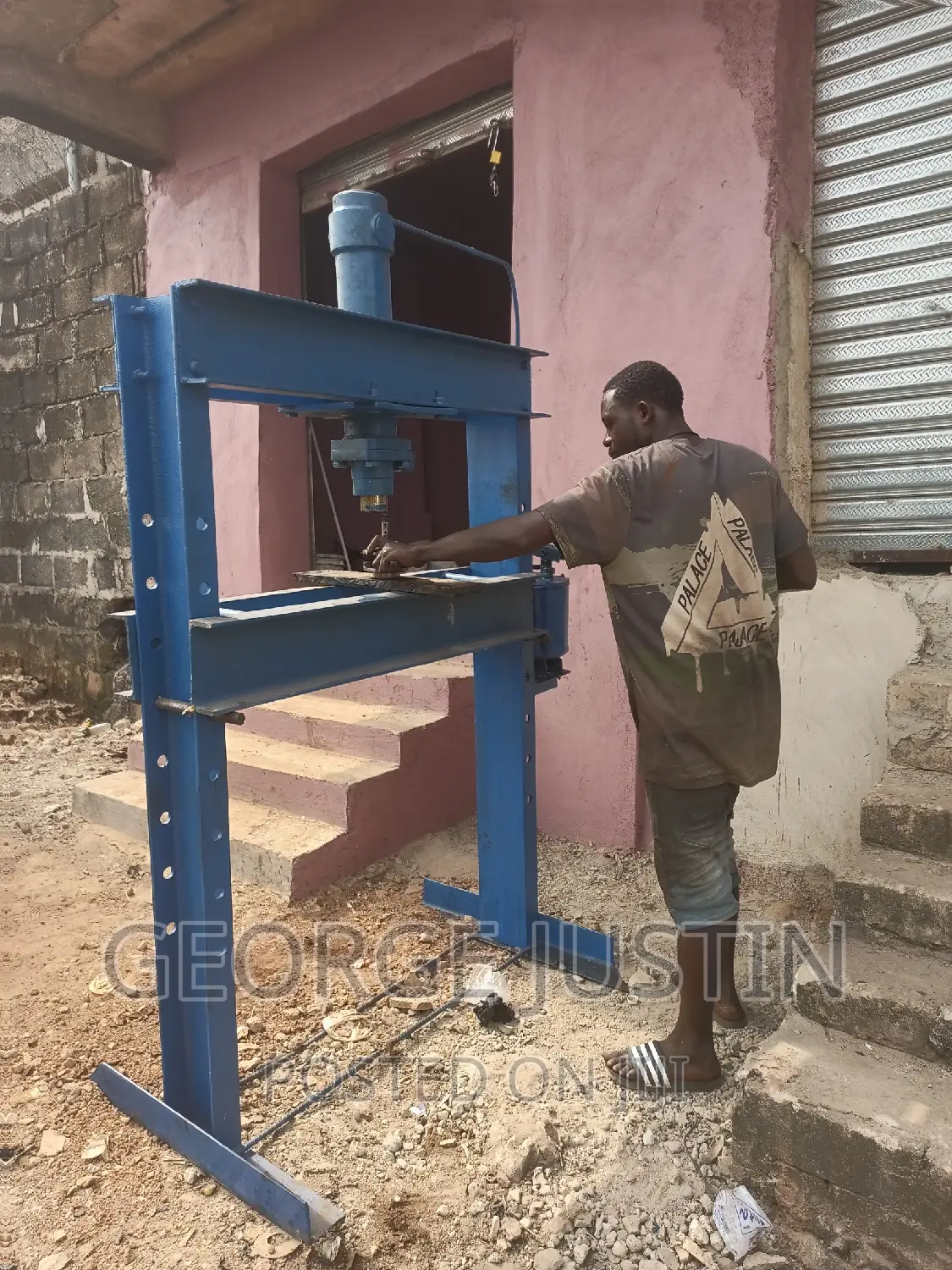 Pressing Machine Service( Interested in De Machine Call Us