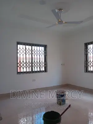 3bdrm Bungalow in Kuwait, Awutu Senya East Municipal for sale