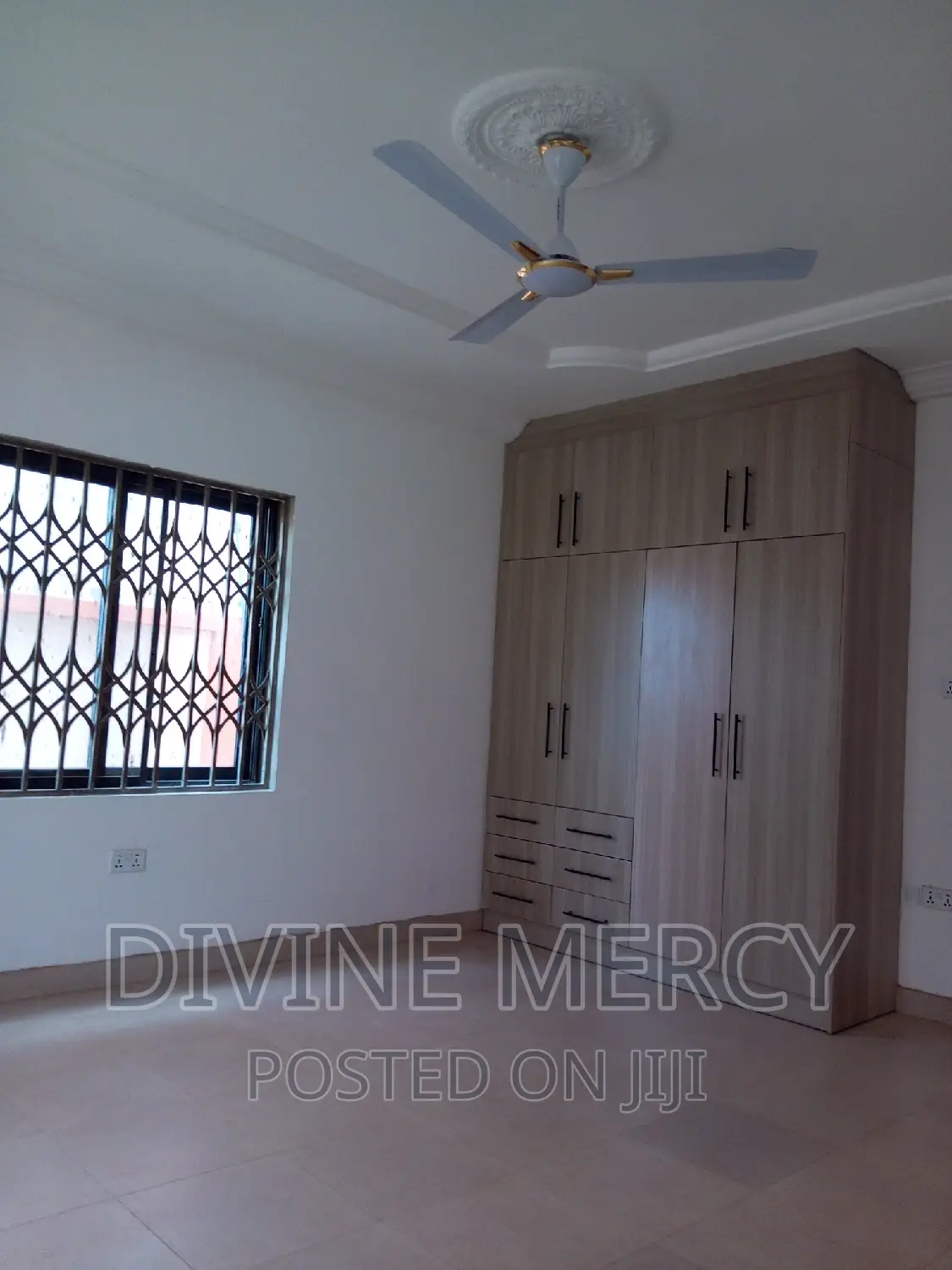 3bdrm Bungalow in Kuwait, Awutu Senya East Municipal for sale