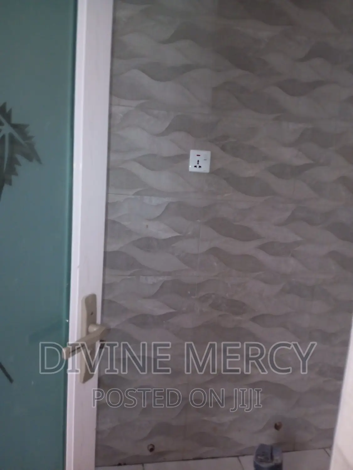 3bdrm Bungalow in Kuwait, Awutu Senya East Municipal for sale