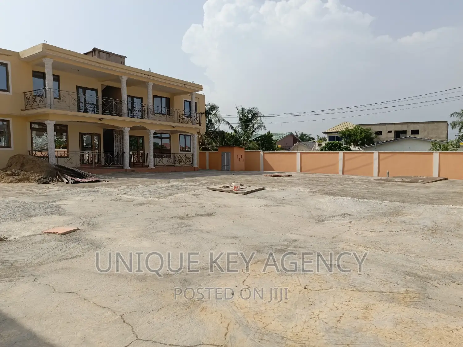 8bdrm Apartment in Unique Key Agency, Pillar 2 for sale
