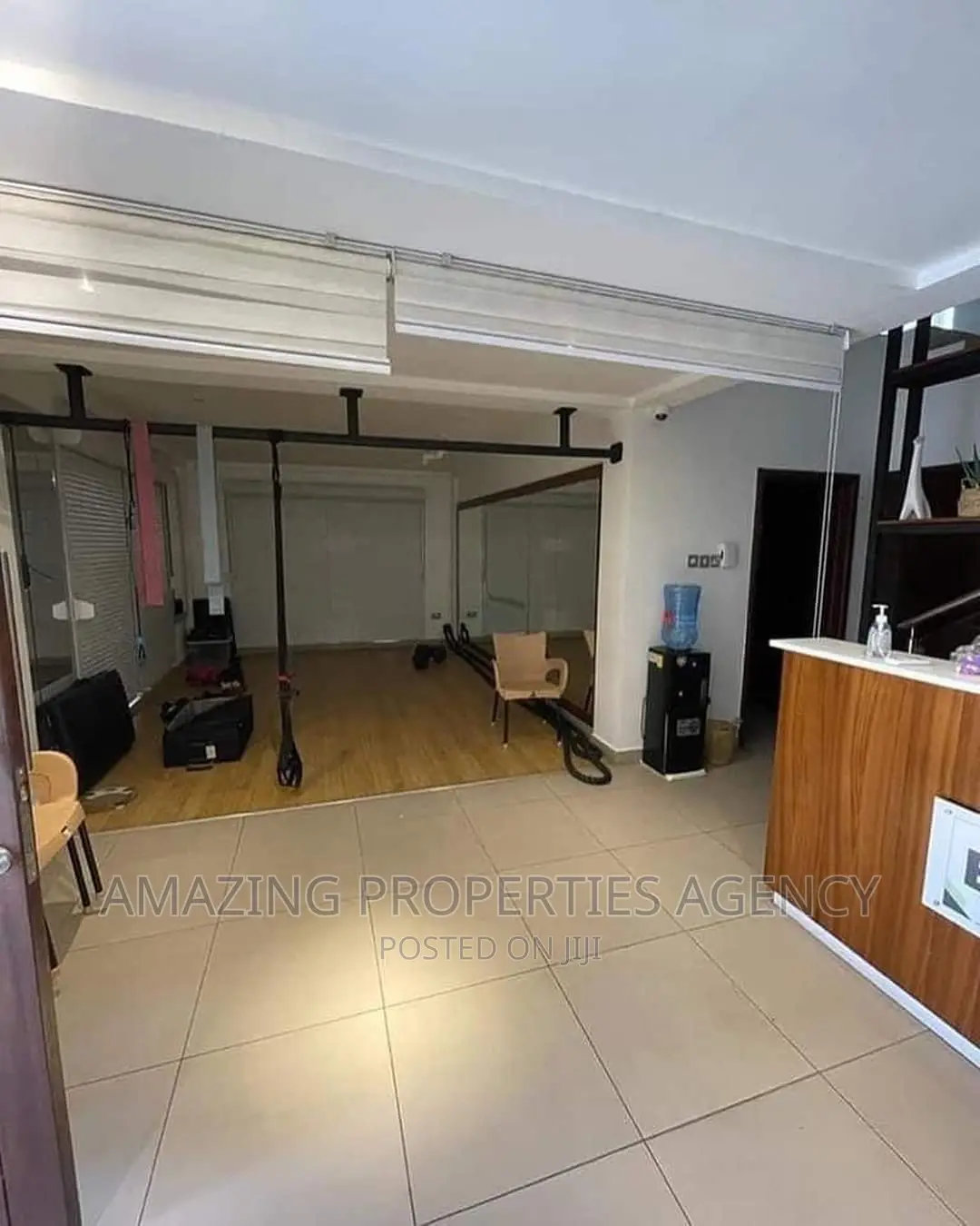 Furnished 4bdrm House in 4 Bedroom House With, Labone for sale