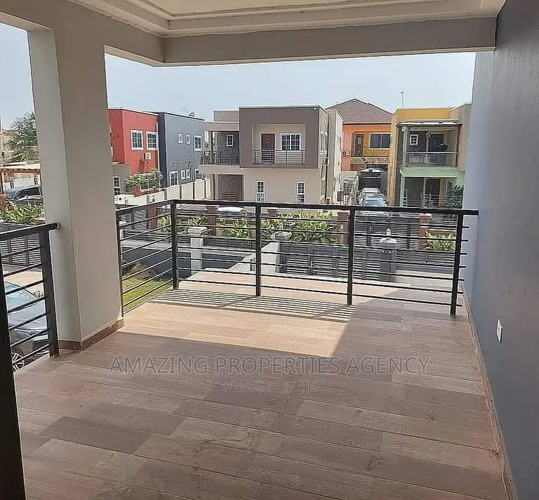 3bdrm House in Spintex for rent