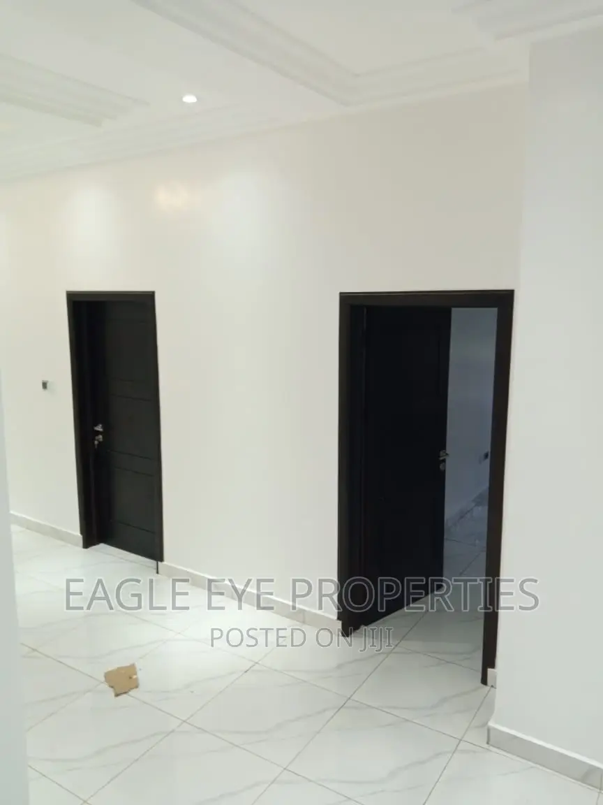 4bdrm House in Achimota for sale