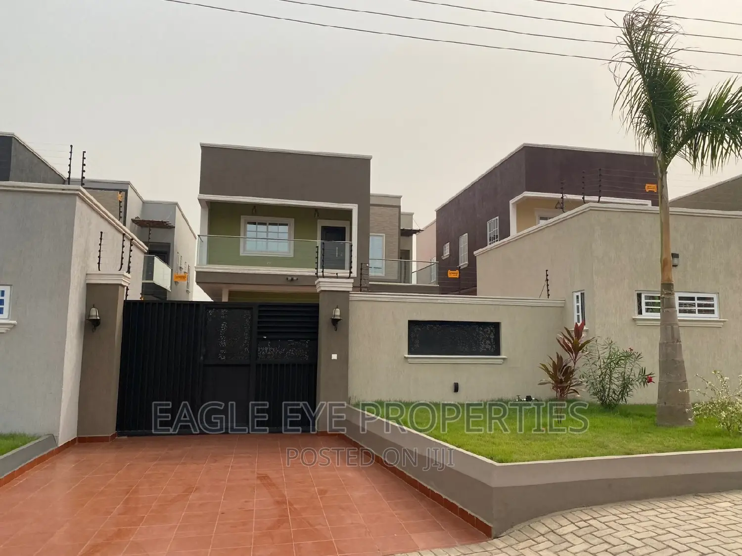 4bdrm House in Achimota for sale