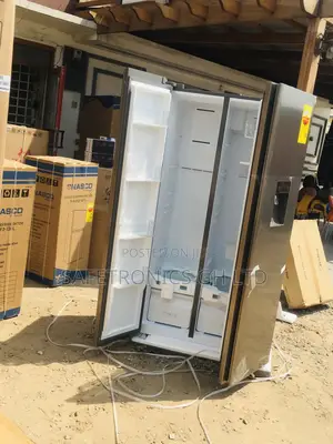 Side by Side Reliable TCL 607 Liters 2 Doors Electric Fridge