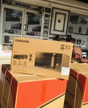 23 Liters Solo Countertop Microwave Black Samsung Electric