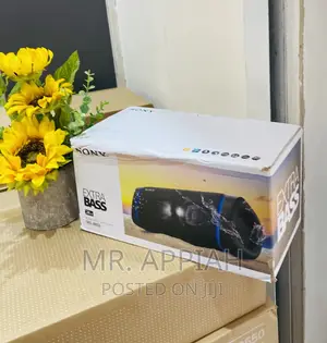 Original Sony SRS-Xb33 Rechargeable Bluetooth Speaker.