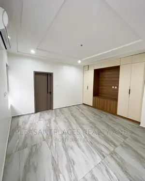4bdrm Duplex in Pleasantplaces, Adjiriganor for rent