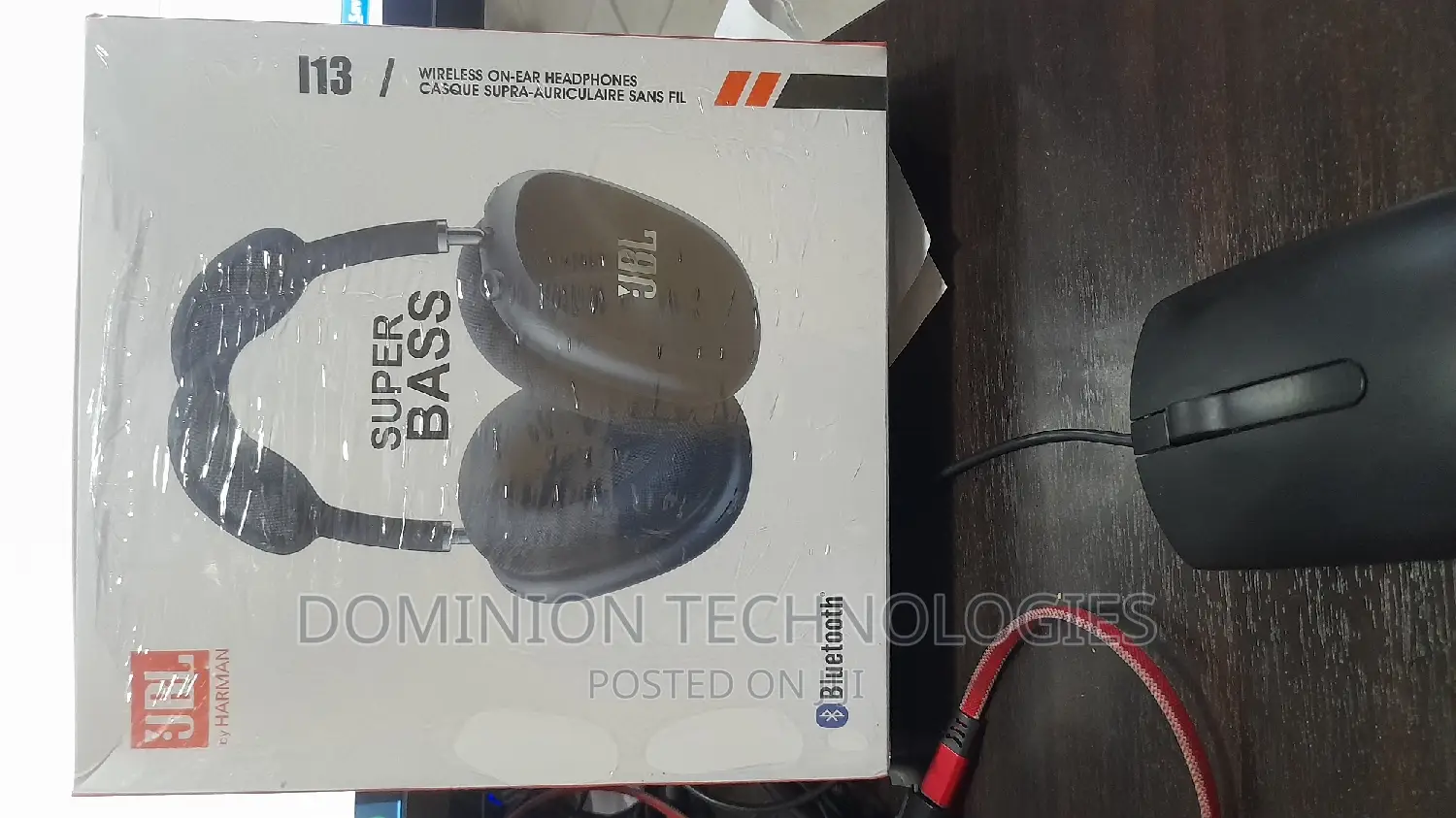 JBL I13 Superbass Bluetooth Headset