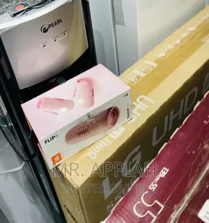Shop Classic JBL Flip 6 Portable Waterproof Speaker,Pink.