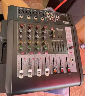 Yamaha PH400 Powered 4channel Mixer
