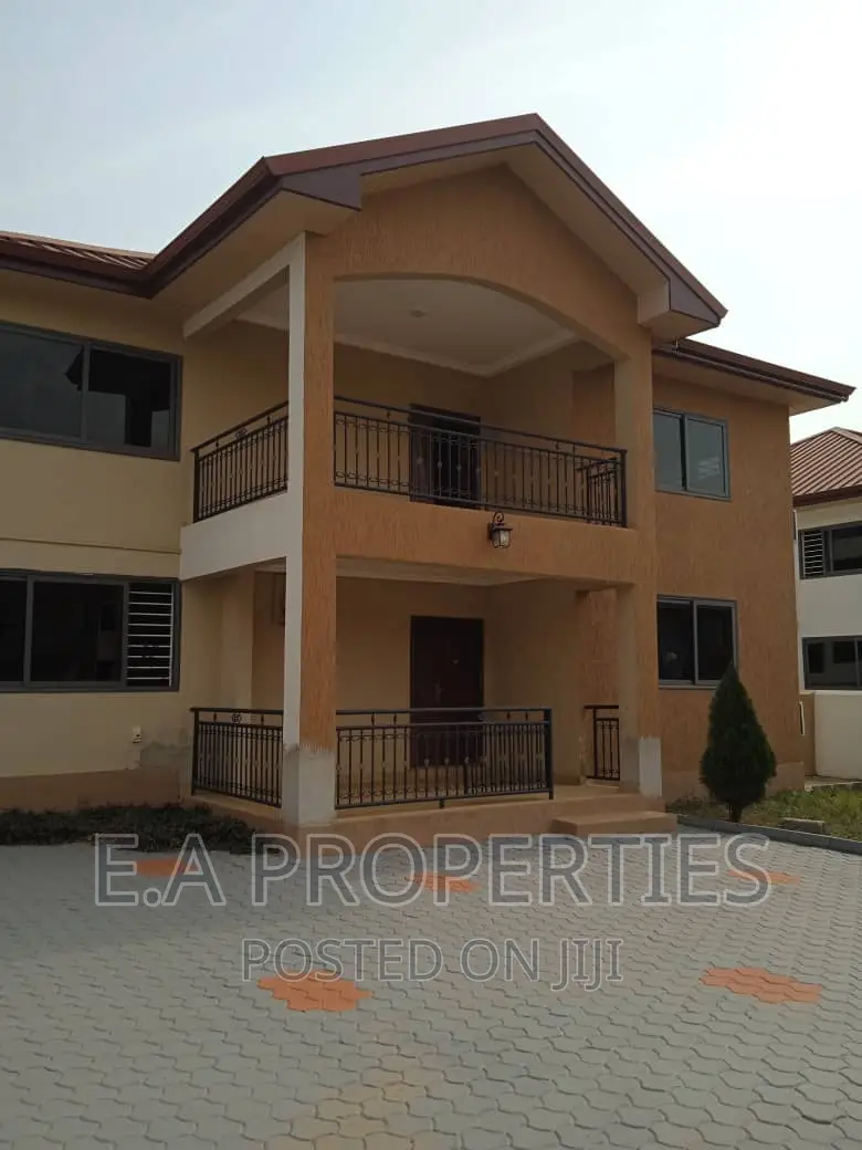 5bdrm House in E A Properties, Ghana Flag for sale