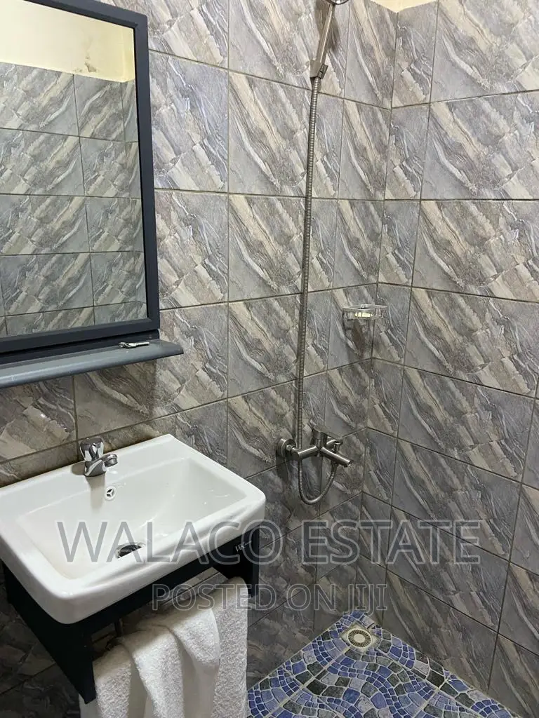 Furnished 1bdrm Apartment in Walako Estate, Lapaz for rent