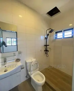 4bdrm Duplex in Pleasantplaces, Spintex for sale