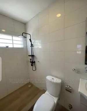 4bdrm Duplex in Pleasantplaces, Spintex for sale