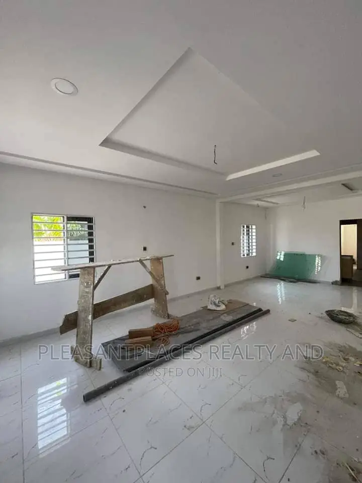 4bdrm Duplex in Pleasantplaces, Spintex for sale