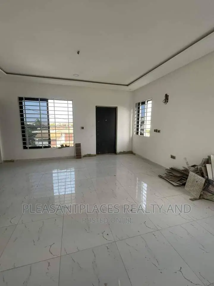 4bdrm Duplex in Pleasantplaces, Spintex for sale