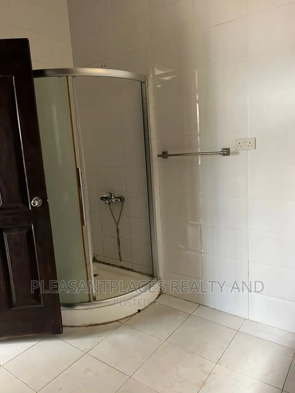 3bdrm House in Pleasantplaces, School Junction for rent