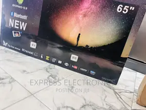 Adorable Slim Uhd Smart Glossy 65”