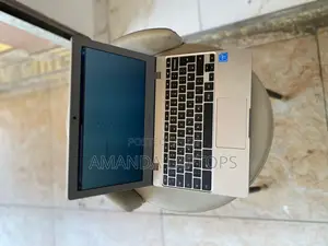 New Laptop Samsung Chromebook 3 11 4GB Intel Celeron SSD 40GB