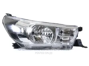 TOYOTA Hilux 2018-20 Head Light Depo Japan. Original.