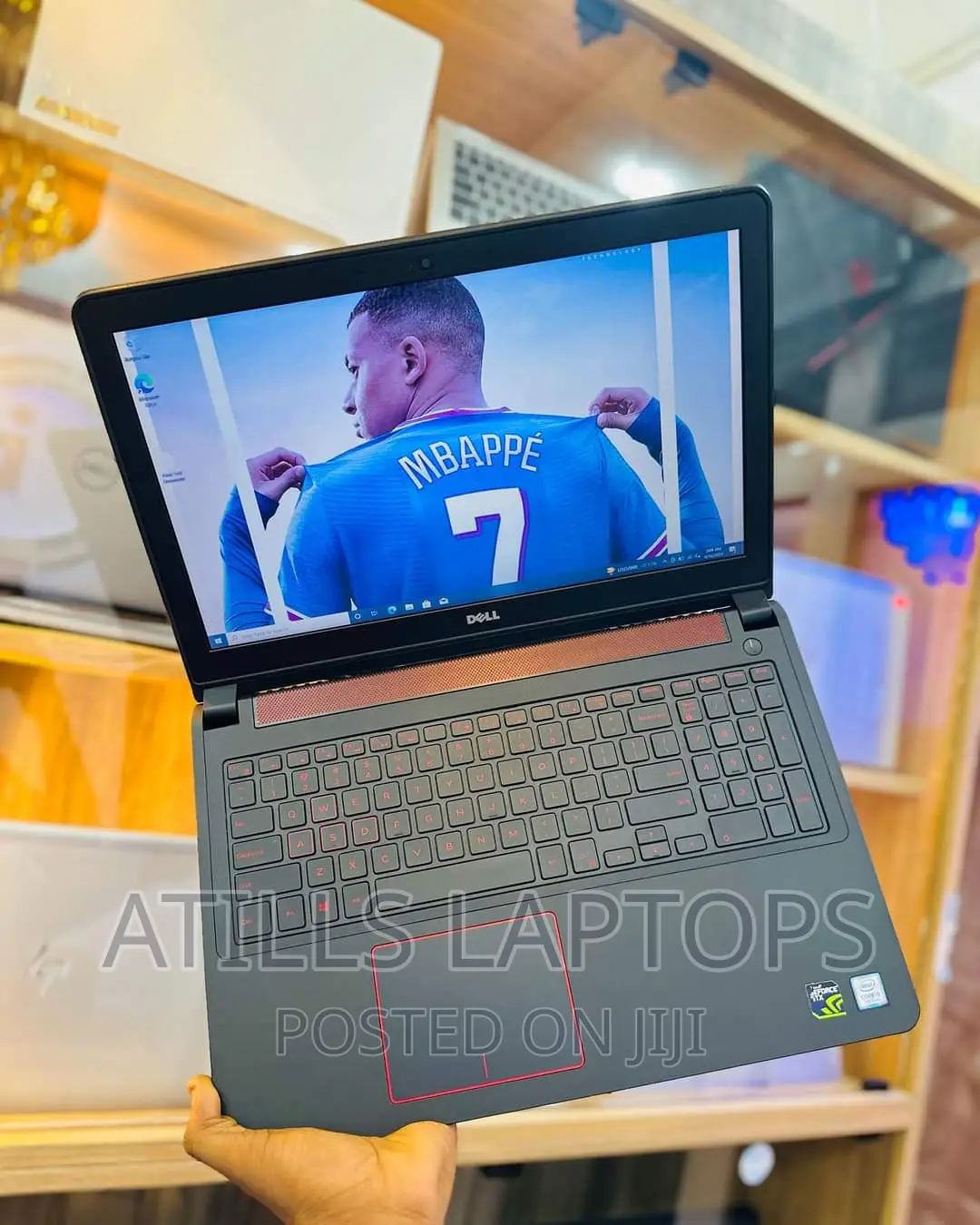 Laptop Dell Inspiron 15 5577 16GB Intel Core I7 SSD 512GB