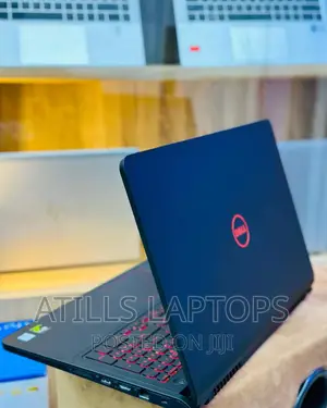 Laptop Dell Inspiron 15 5577 16GB Intel Core I7 SSD 512GB