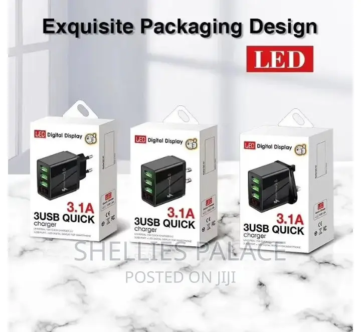 Smart Digital Display Fast Charger 5v3 . 1 a 3 USB Adapter